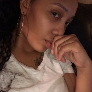 Meet your Posher, Sheena